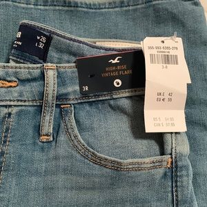 Hollister mid-rise vintage flare jeans size 3R